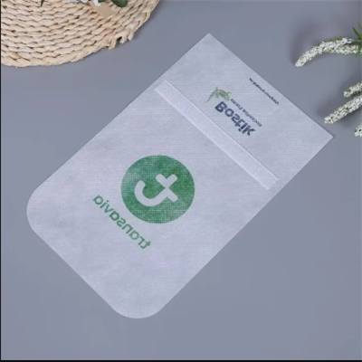 Qoxra tal-headrest tal-avjazzjoni